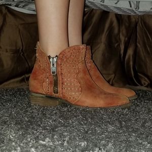 Corral booties